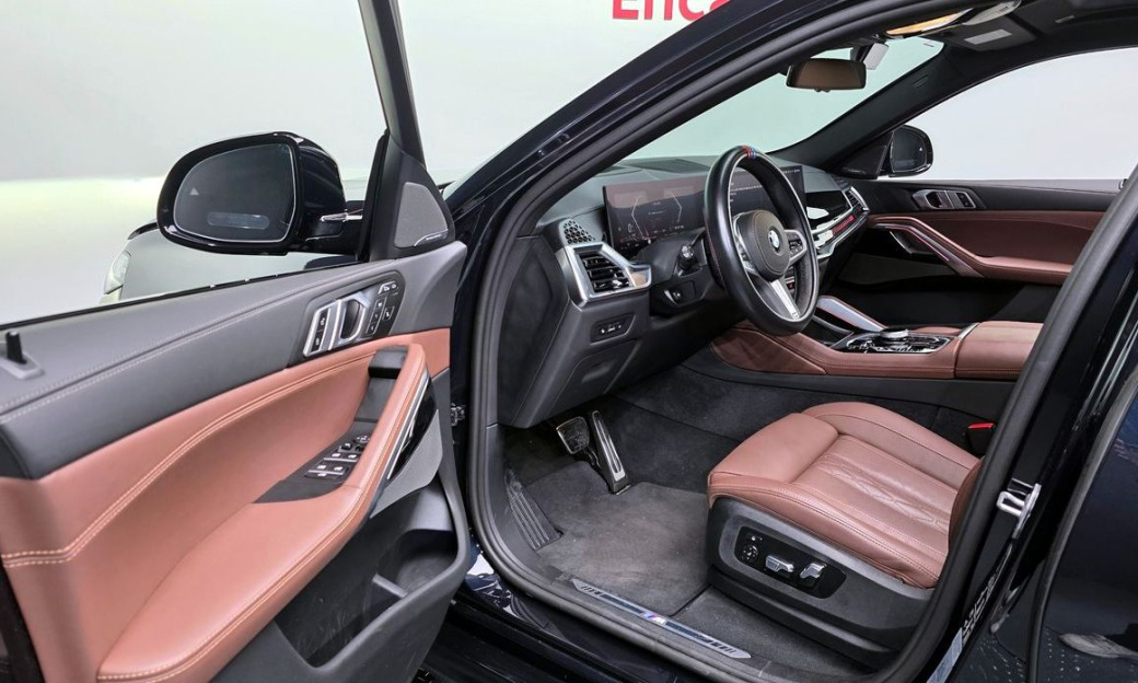 BMW X6 xDrive40i M Sport, 2025
