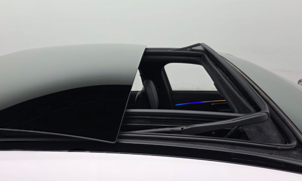 Mercedes-Benz E-Class E300 4MATIC Exclusive, 2024