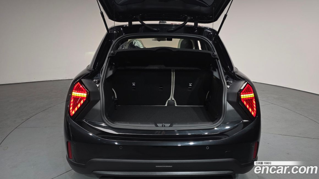 Mini Cooper 5 Door Favoured, 2025