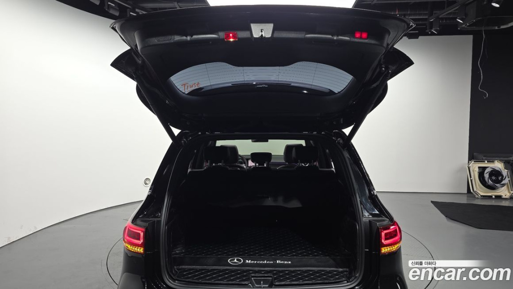 Mercedes-Benz GLB-Class AMG GLB35 4MATIC, 2022