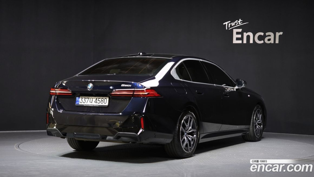 BMW 5-Series 520i M Sport, 2024