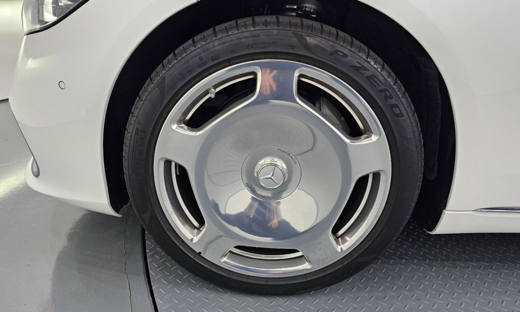 Mercedes-Benz S-Class Maybach S580 4MATIC, 2024