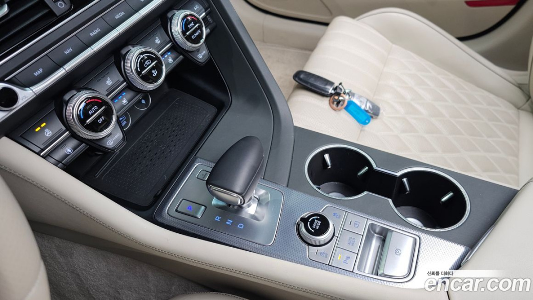 Genesis G70 Gasoline 2.0T 2WD, 2022
