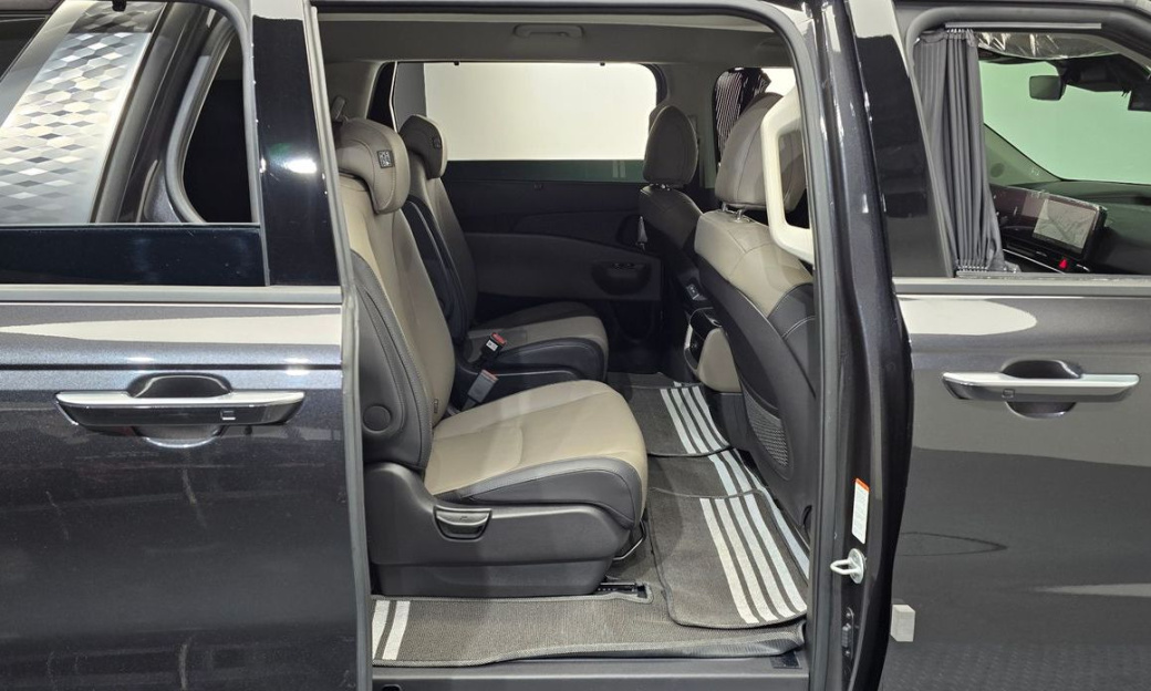 Kia Carnival 9-Seater Noblesse, 2025