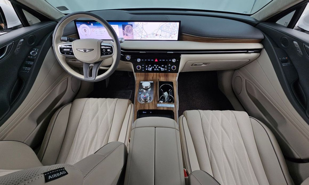Genesis G80 Gasoline 2.5 Turbo 2WD, 2025
