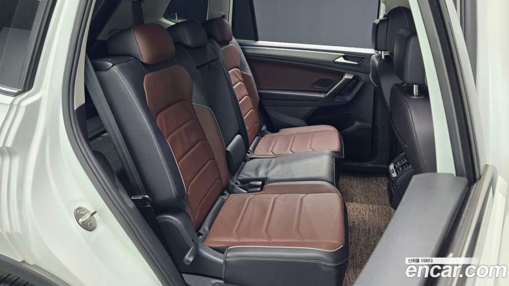 Volkswagen Tiguan 2.0 TSI Prestige, 2023