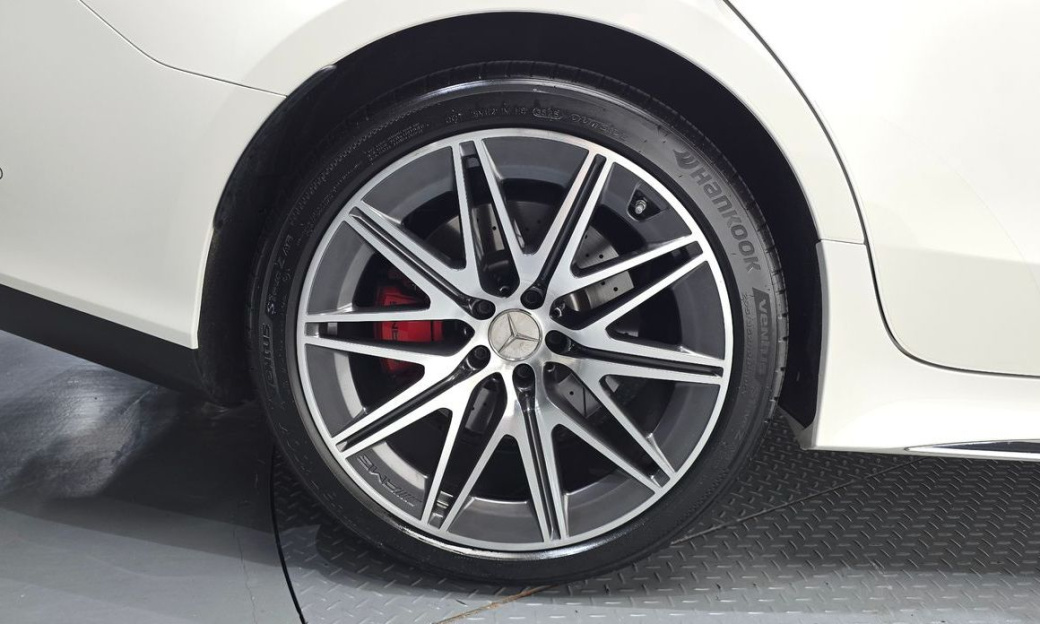 Mercedes-Benz AMG GT 4Door 43 4MATIC+, 2024