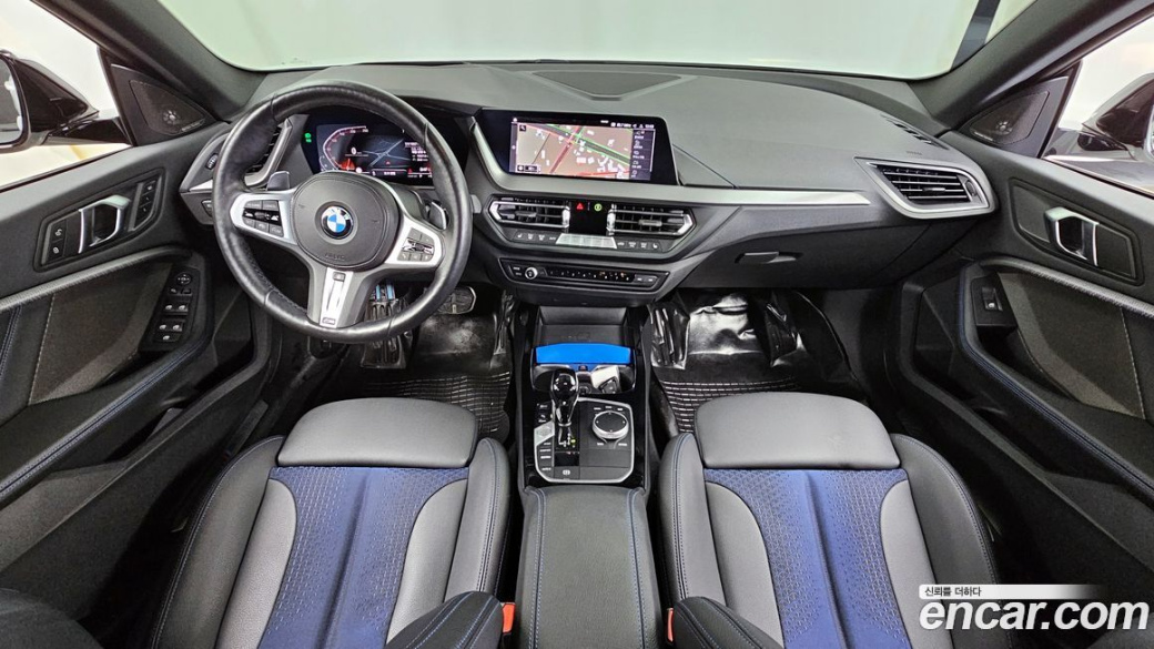 BMW 2-Series 220i M Sports, 2023