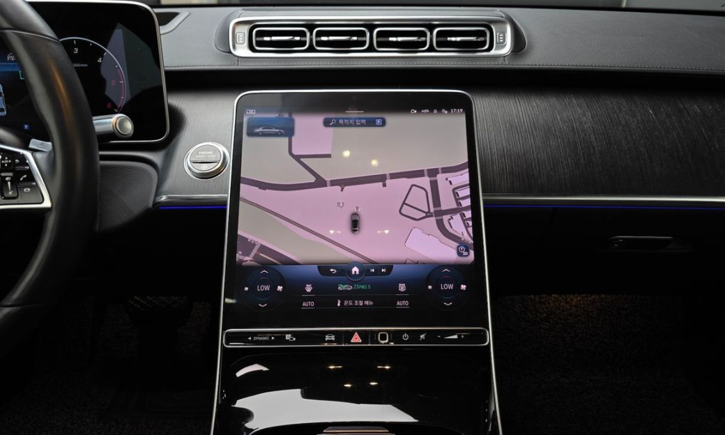 Mercedes-Benz S-Class S350 d, 2022