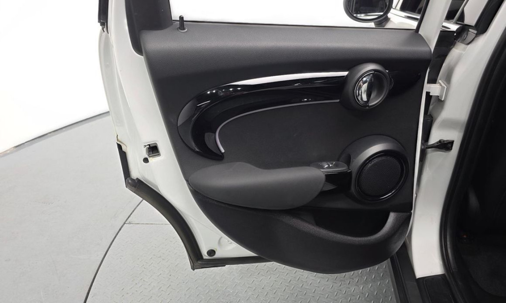 Mini Cooper 5Door Classic, 2023