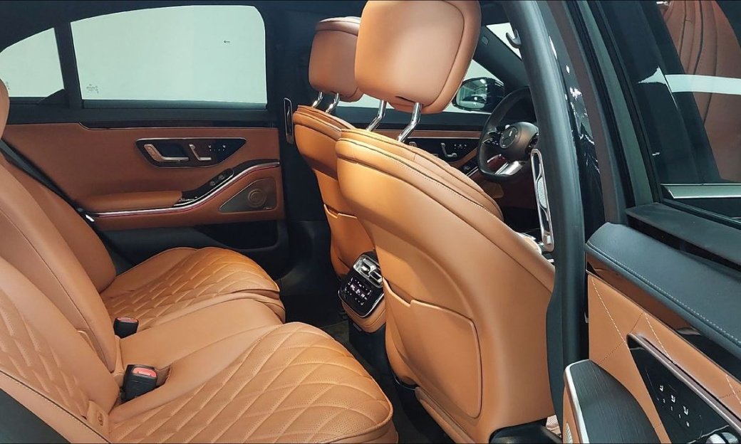Mercedes-Benz S-Class S400 d 4MATIC, 2023