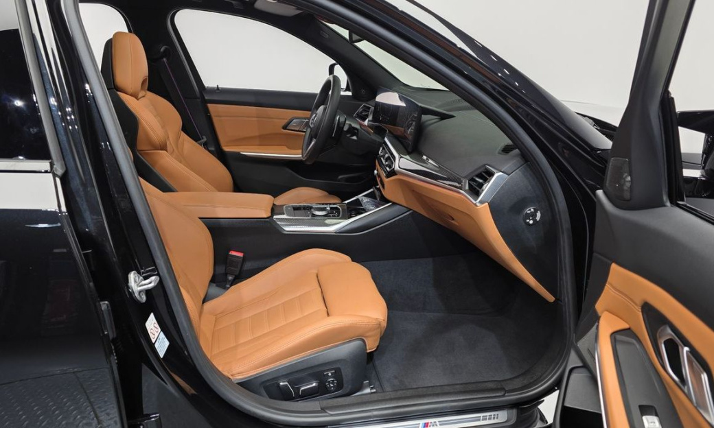BMW 3-Series M340i Pro, 2024