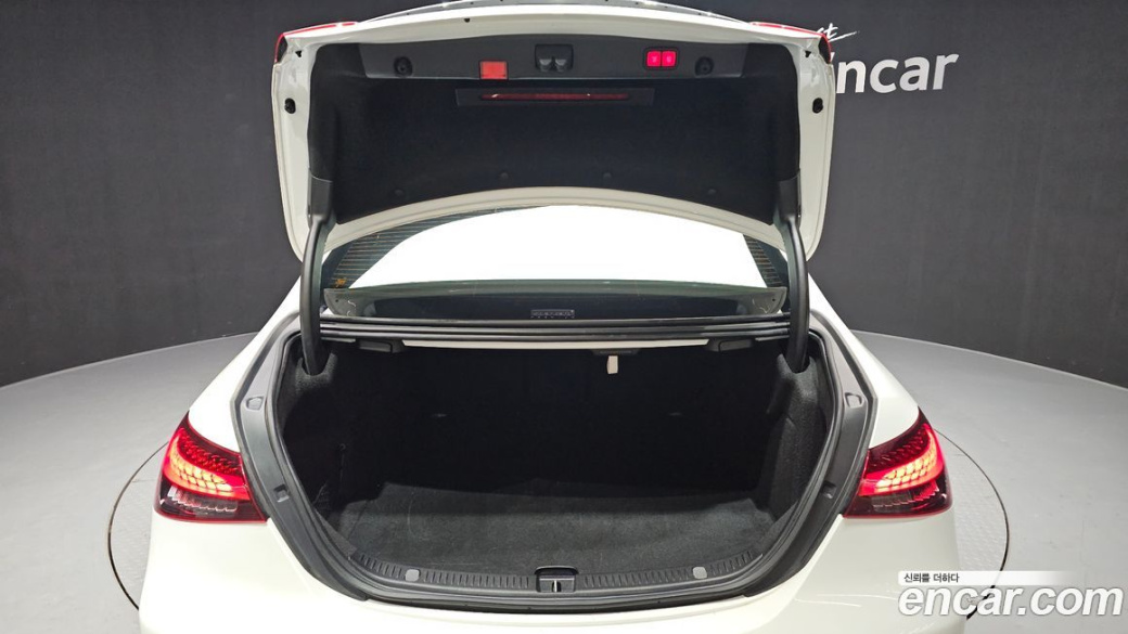 Mercedes-Benz E-Class E250 Exclusive, 2022