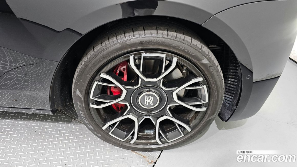 Rolls-Royce Ghost 6.7 V12 Black Badge, 2023