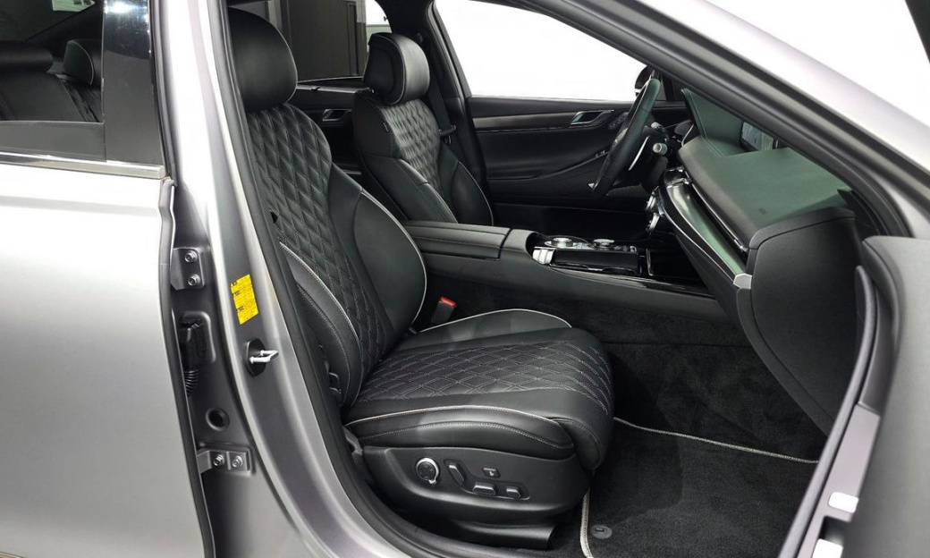 Genesis G80 Gasoline 2.5 Turbo 2WD, 2024