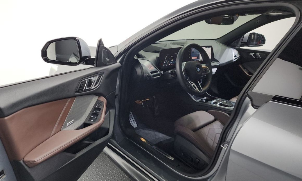BMW 2-Series 220 M Sport, 2025