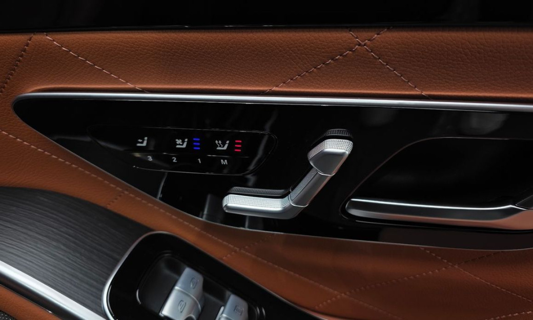 Mercedes-Benz S-Class S400 d 4MATIC, 2023