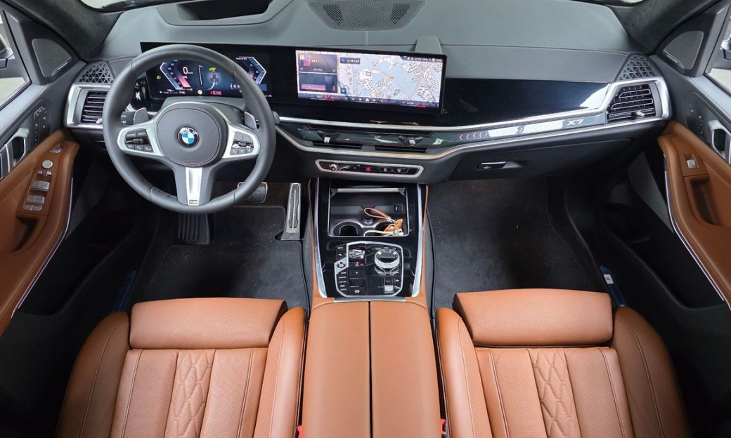 BMW X7 xDrive 40i M Sport 6STR, 2024