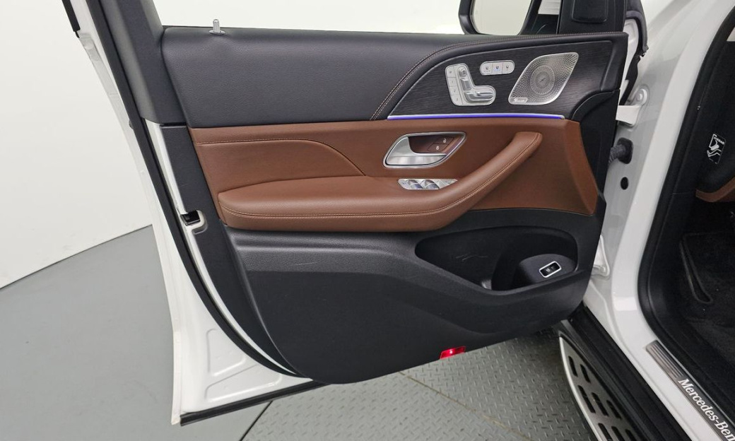 Mercedes-Benz GLE-Class GLE300d 4MATIC, 2024