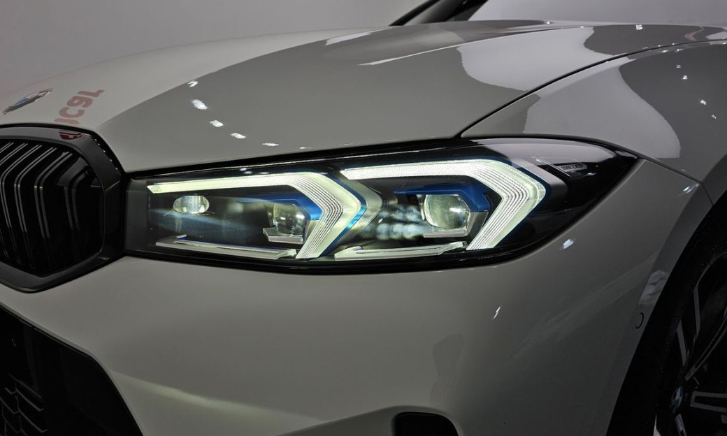 BMW 3-Series 320i M Sport, 2024