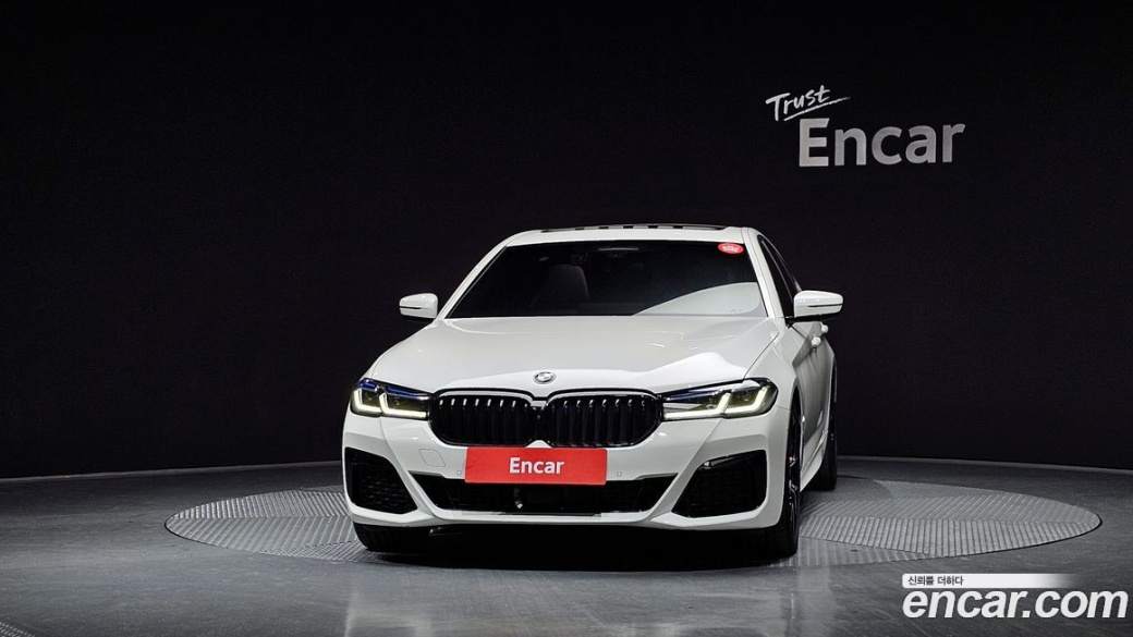 BMW 5-Series 530i M Sport Package, 2023