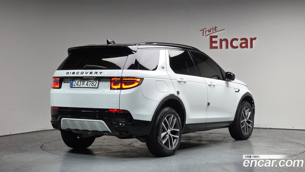 Land Rover Discovery Sport P250 Dynamic SE, 2025