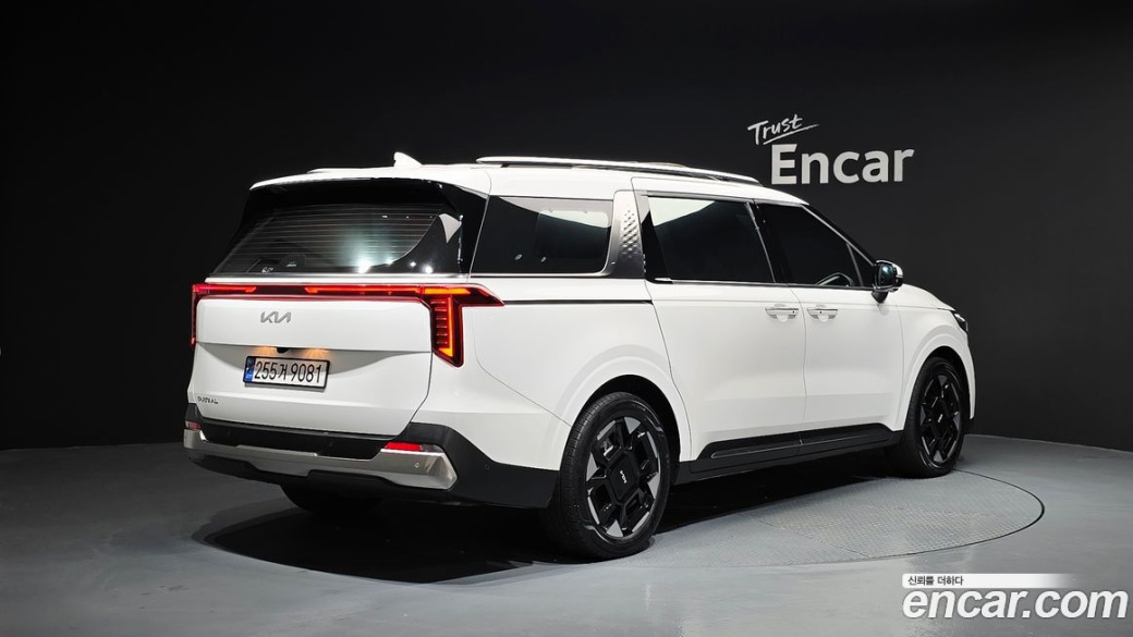 Kia Carnival 9-Seater Noblesse, 2025