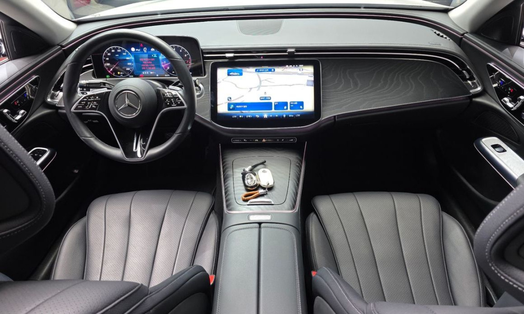 Mercedes-Benz E-Class E200 Avantgarde, 2024