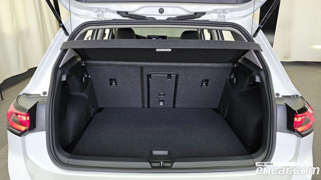 Volkswagen Golf 2.0 TDI Prestige, 2025