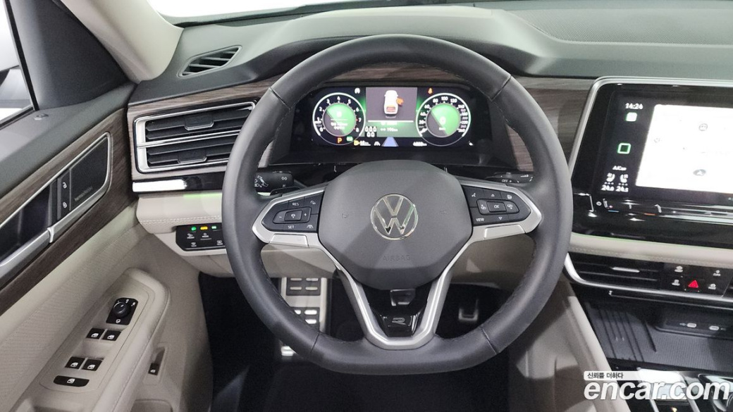 Volkswagen Atlas 2.0 TSI R-LINE 7-Seater, 2025