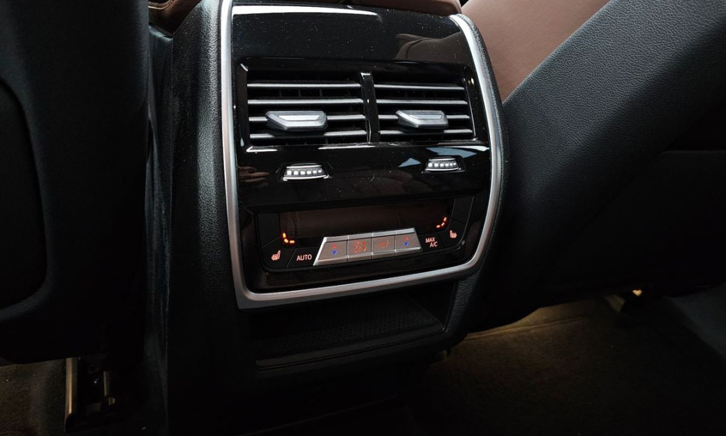 BMW X6 xDrive40i M Sport, 2024