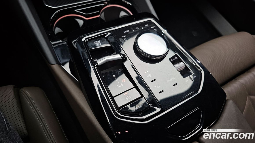 BMW 5-Series 520i M Sport, 2025