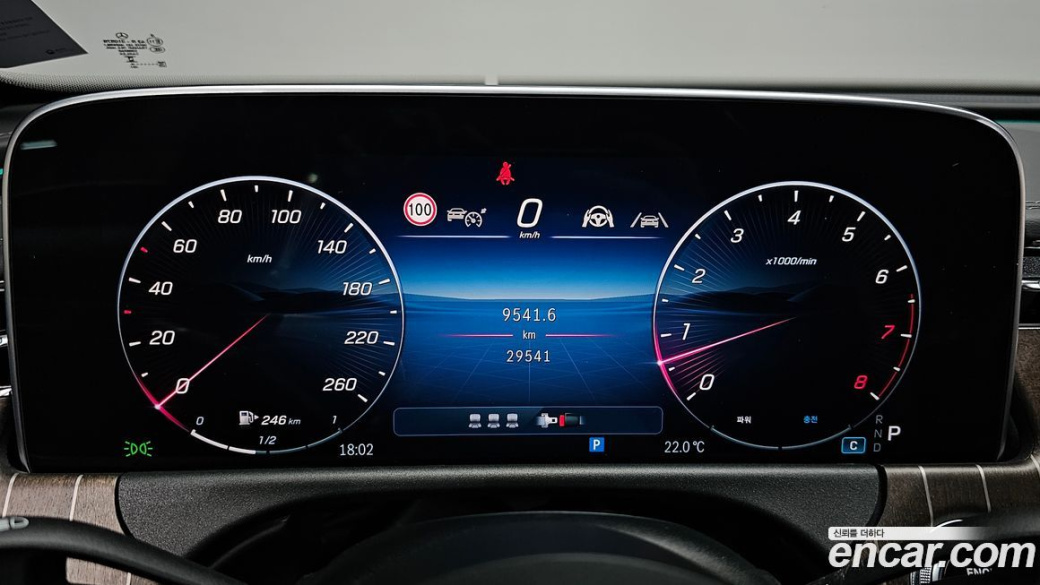 Mercedes-Benz E-Class E300 4MATIC Exclusive, 2024