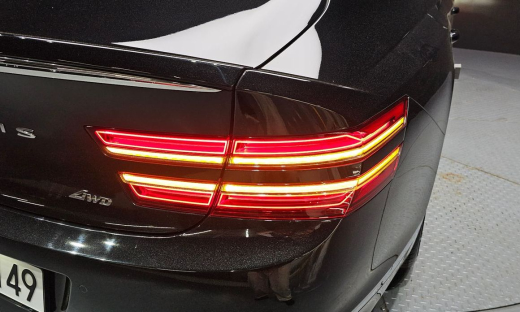 Genesis G80 Gasoline 2.5 Turbo AWD, 2024