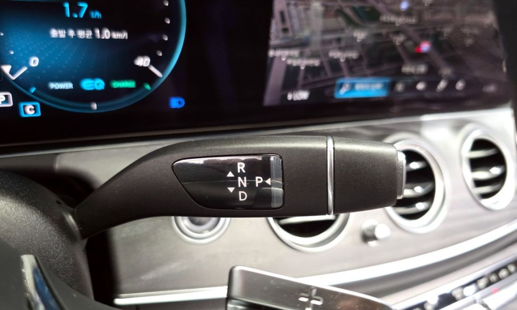 Mercedes-Benz E-Class E350 4MATIC Avantgarde, 2022