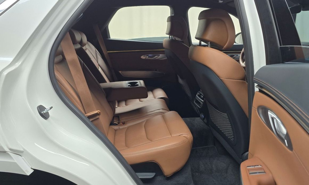 Genesis GV70 2.5T Gasoline 2WD, 2025