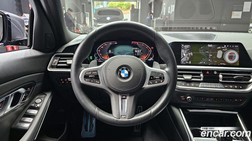 BMW 3-Series 320i M Sport, 2022