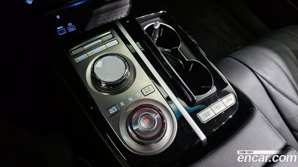 Genesis G80 Gasoline 2.5 Turbo AWD, 2023