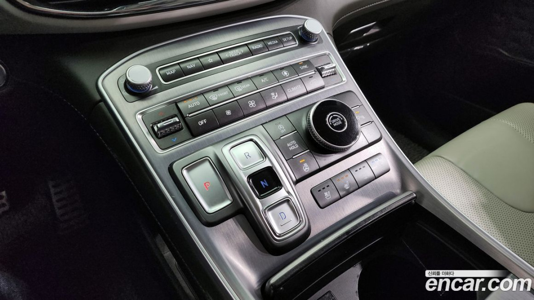 Hyundai Santafe Gasoline 2.5T 2WD, 2023