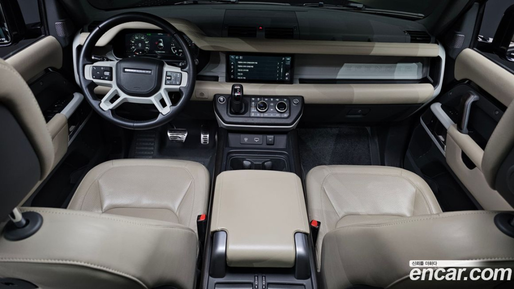 Land Rover Defender 110 D300 HSE, 2022