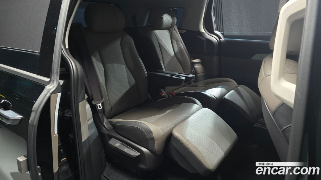 Kia Carnival 7-Seater Noblesse, 2025