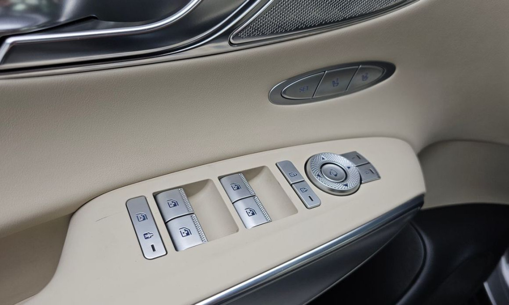 Genesis GV70 2.5T Gasoline 2WD, 2022