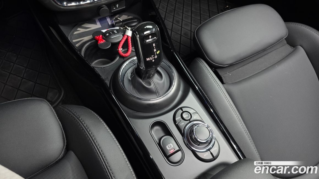 Mini Clubman Classic, 2024