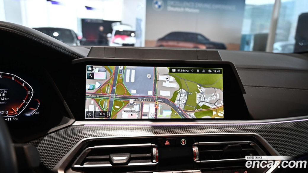 BMW X6 xDrive40i M Sport, 2023
