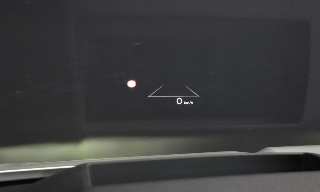 Kia Carnival 9-Seater Signature, 2024