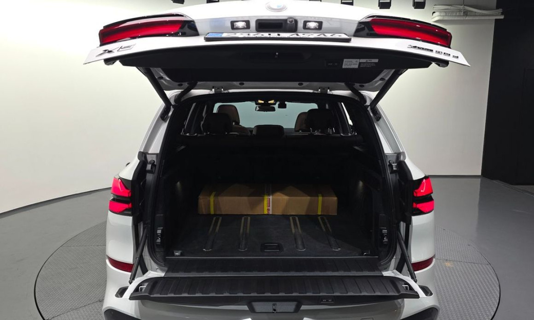 BMW X5 xDrive 30d M Sport, 2025