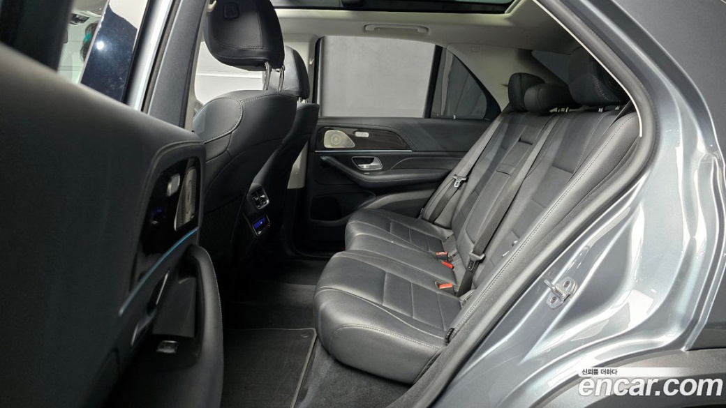 Mercedes-Benz GLE-Class GLE300d 4MATIC, 2022