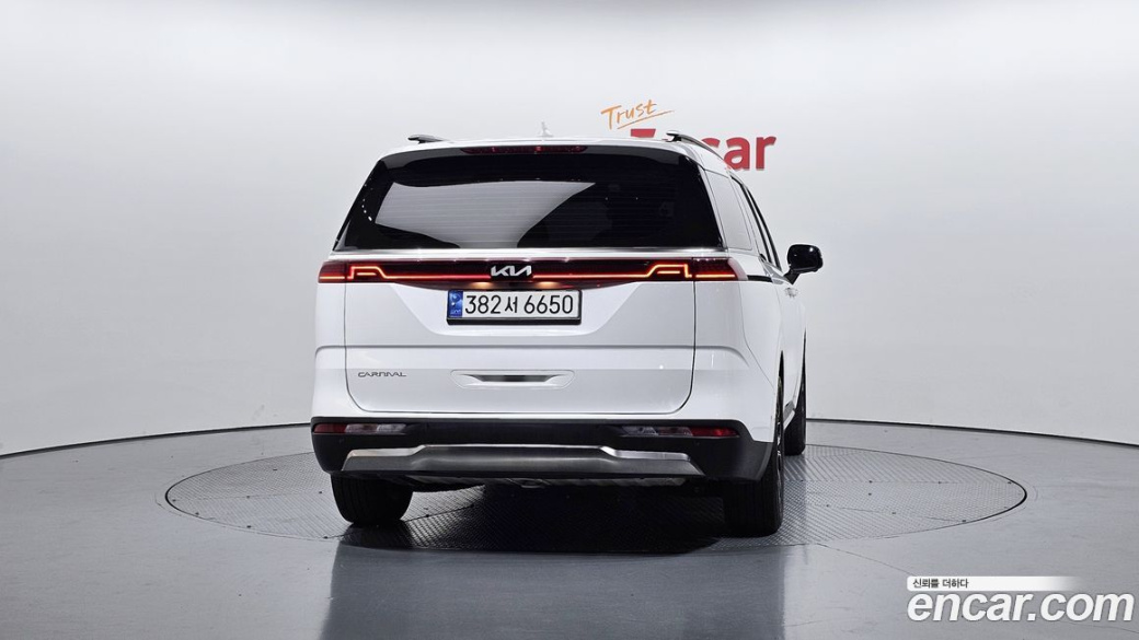 Kia Carnival 9-Seater Noblesse, 2023