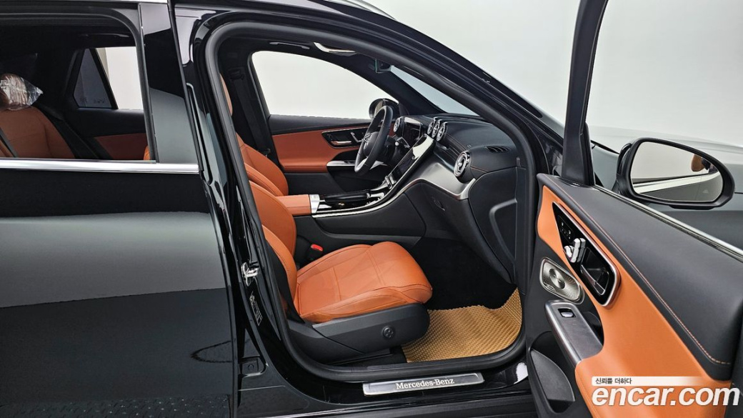 Mercedes-Benz GLC-Class GLC 300 4MATIC Avantgarde, 2025