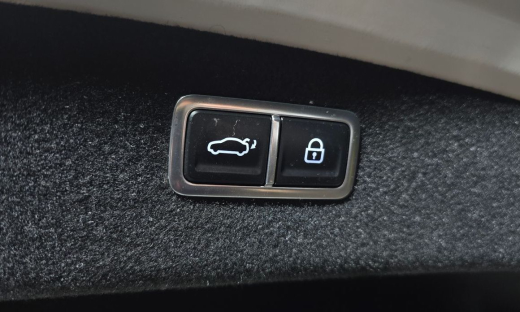 Genesis G80 Gasoline 2.5 Turbo 2WD, 2025
